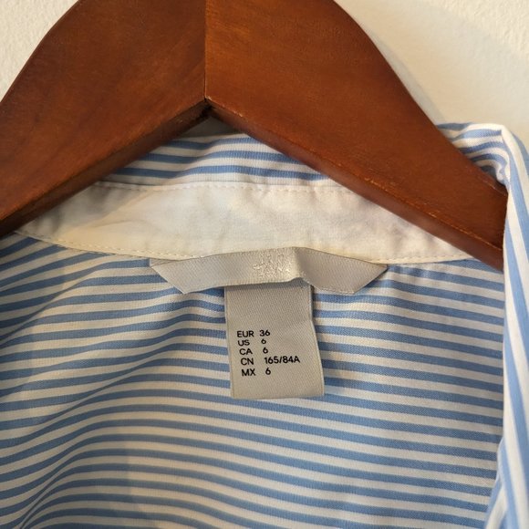 H&M Blue Striped Button Down - Picture 4 of 5